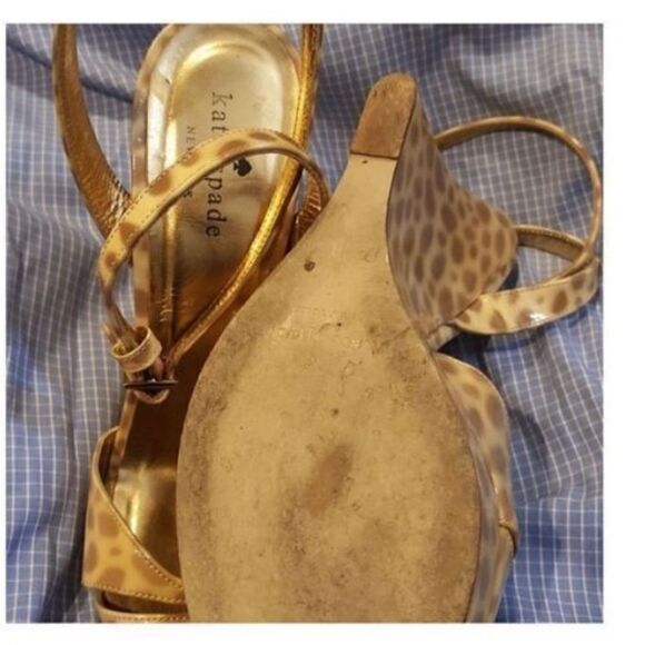 Kate Spade Women’s Size 9.5 Cindy Wedge Heels Tan Patent Leather Giraffe Print - Picture 10 of 13